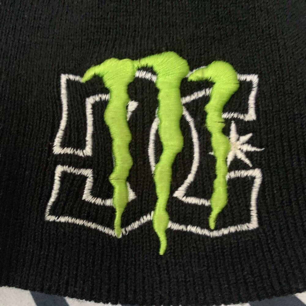 Monster x DC Toque/Hat - Picture 3 of 4